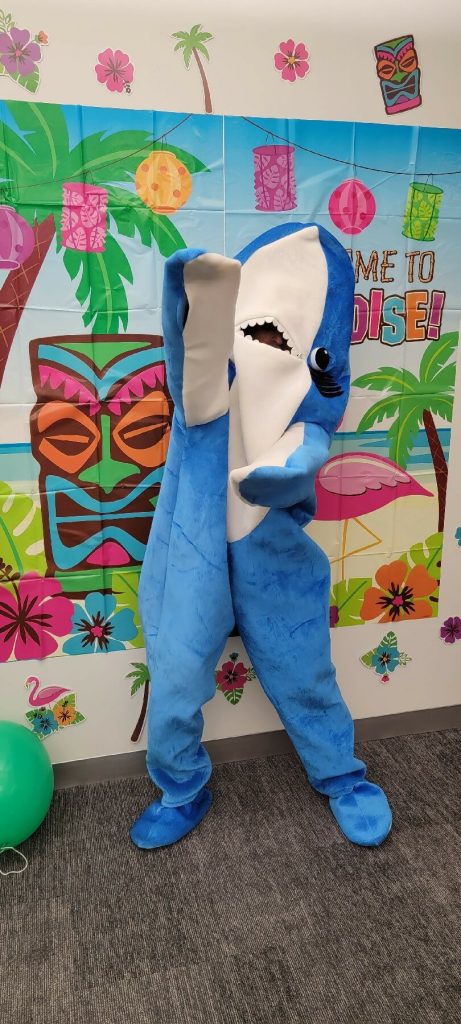 20220423 202300 1 Kidzz Kreations Party Entertainment Service Costume Characters